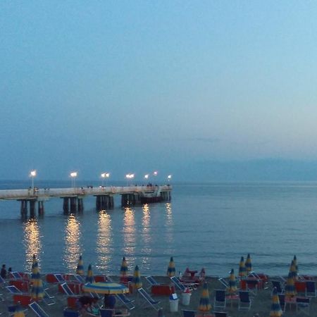 Appartamento Mare Pital Marina di Massa Ngoại thất bức ảnh